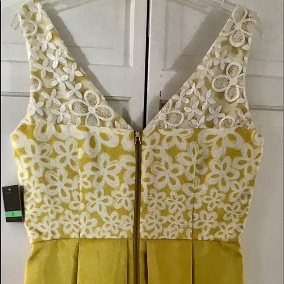 Dress - Picture 3 of 4